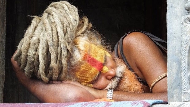 Najważniejsze święta hinduskie na Mauritiusie obchodzone są uroczyście i z pompą. Świąte jezioro Ganga Talao w Grand Bassin jest świadkiem tysięcy pielgrzymów udających się do świątyń.