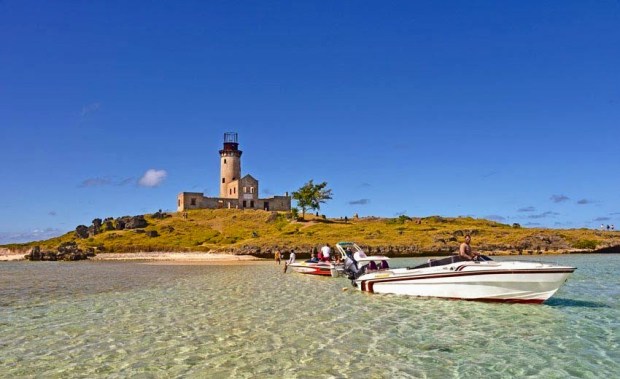 Zachowajcie szczególną ostrożność przy zwiedzaniu wysepek otaczających Mauritius.